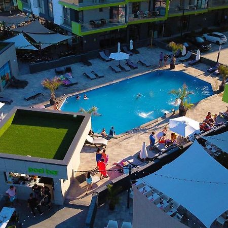 Fineloft Sea View Apartment-Spa N Pools Beach Resort Navodari Exterior photo